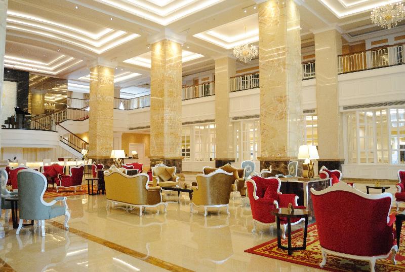 Adimulia Hotel Medan - Lobi