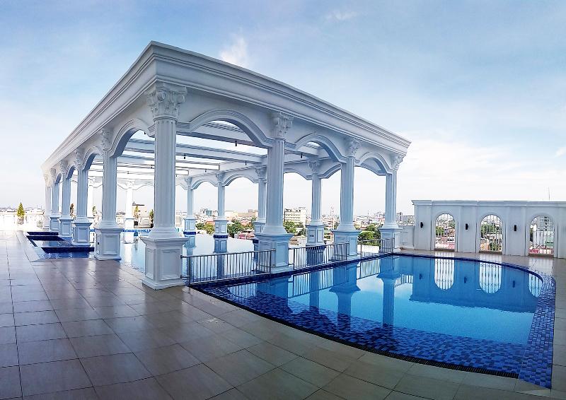 Adimulia Hotel Medan - Havuz