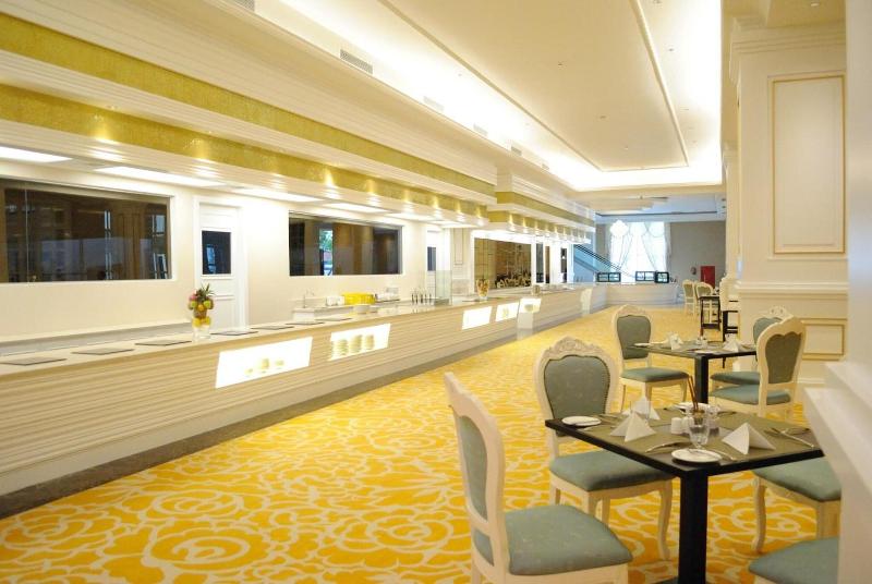 Adimulia Hotel Medan - Restoran