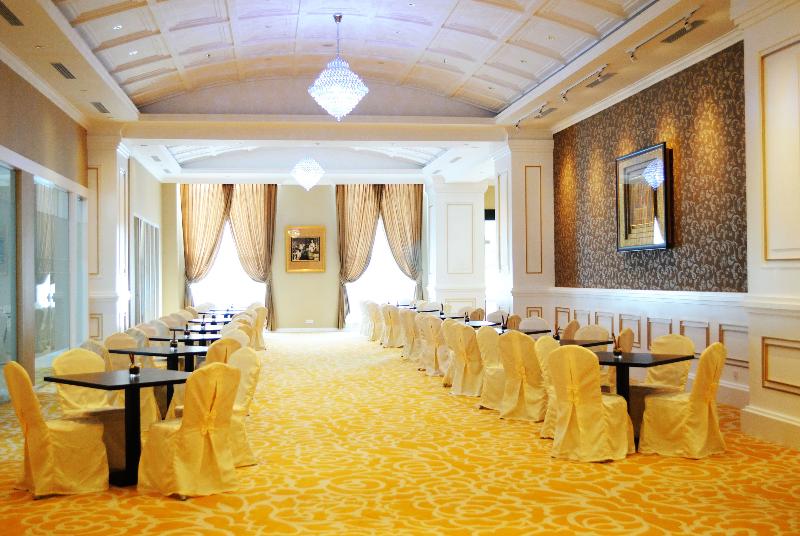 Adimulia Hotel Medan - Restoran