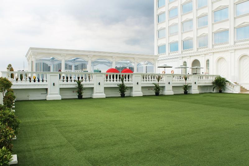 Adimulia Hotel Medan - Teras