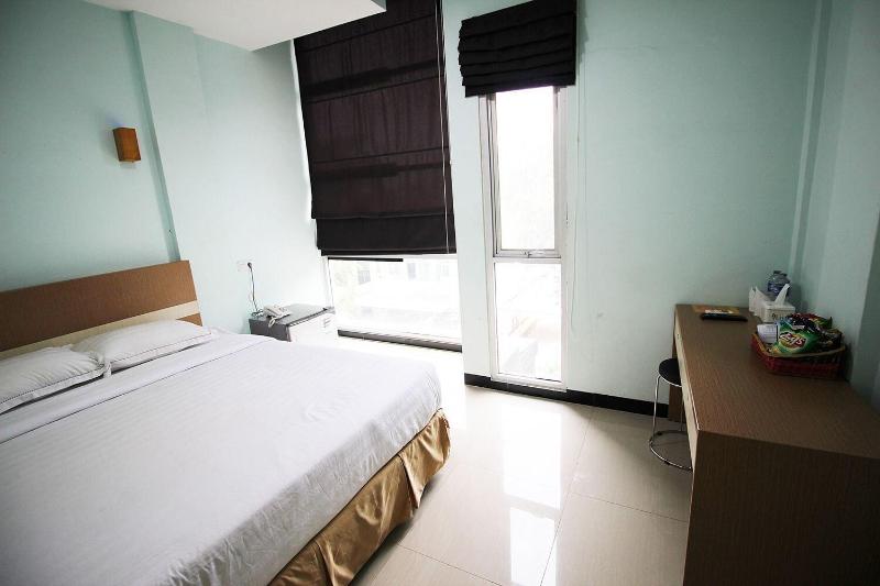 Amaliun Hotel Medan - Oda