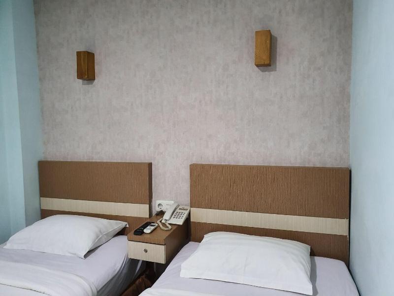 Amaliun Hotel Medan - Oda