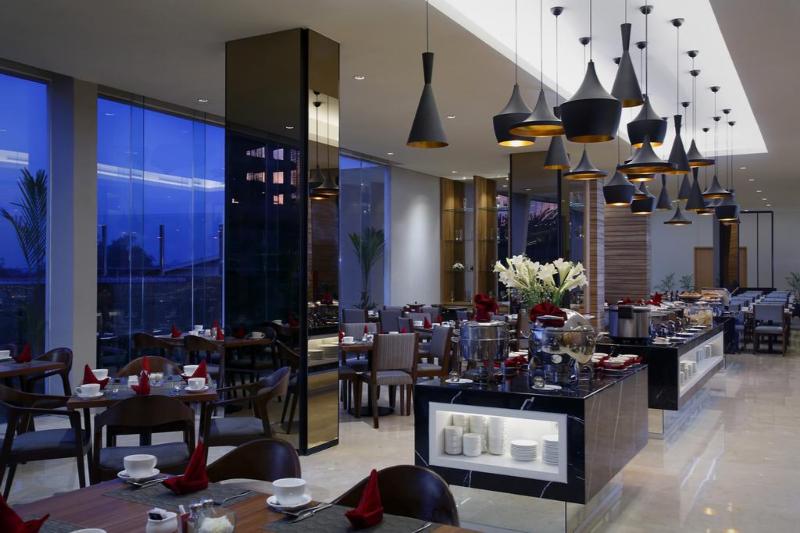 Grandhika Setiabudi Medan - Restoran