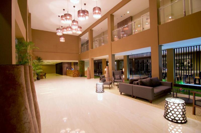 Front One Akshaya Hotel Karawang - Lobi