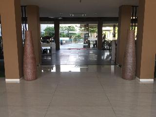 Front One Akshaya Hotel Karawang fotoÄŸrafÄ±