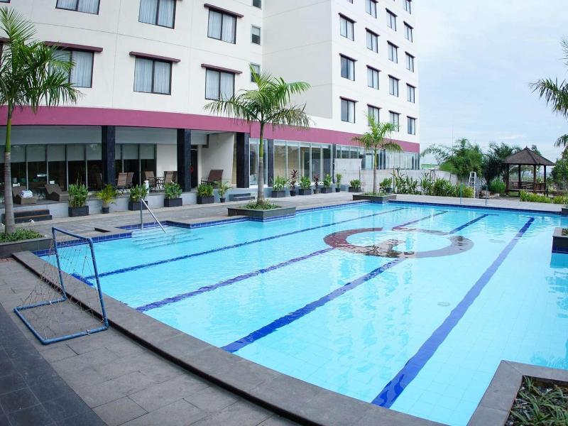 Asialink Premier Karawang - Plaj
