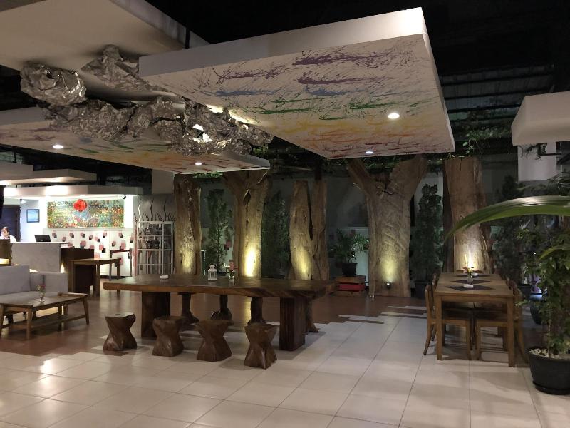 Burza Lubuk Linggau - Lobi
