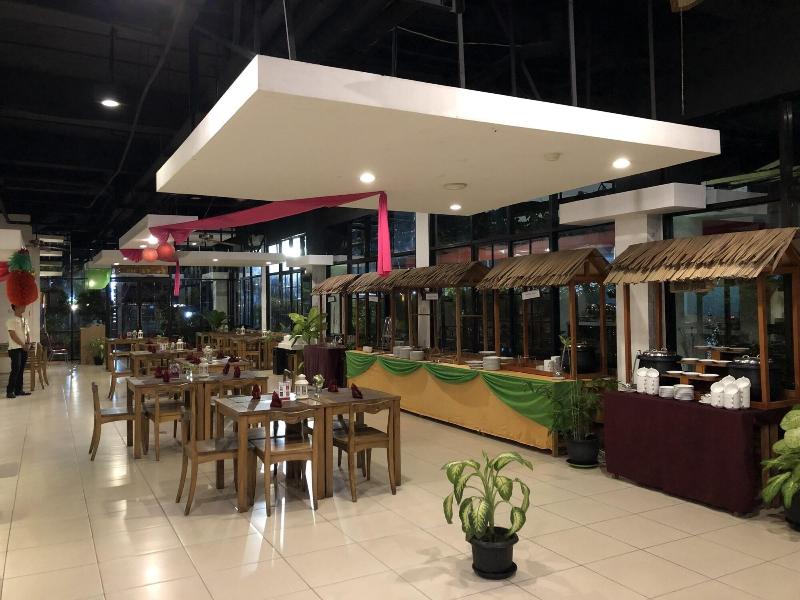 Burza Lubuk Linggau - Restoran