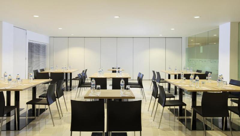 Amaris Hotel Madiun - Toplantı