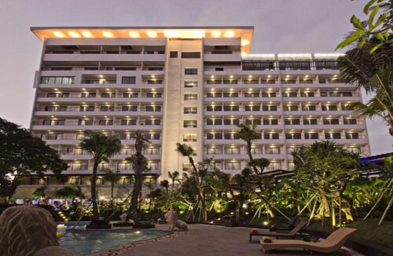 Ijen Suites Hotel Malang - Teras