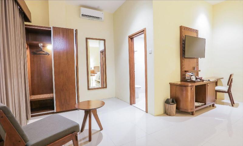 Ubud Hotel & Cottages Malang - Lobi
