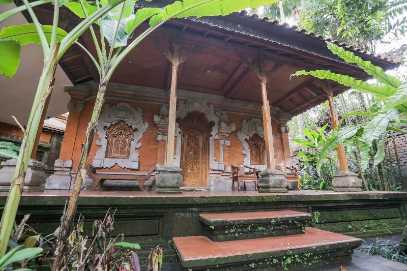 Ubud Hotel & Cottages Malang - Genel