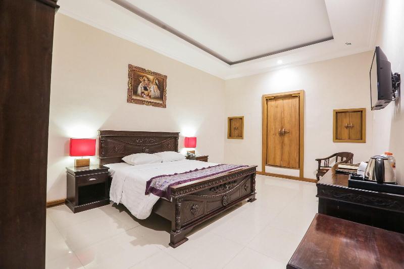 Ubud Hotel & Cottages Malang - Oda