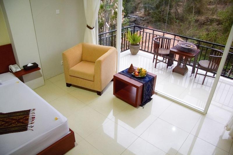 Ubud Hotel & Cottages Malang - Oda