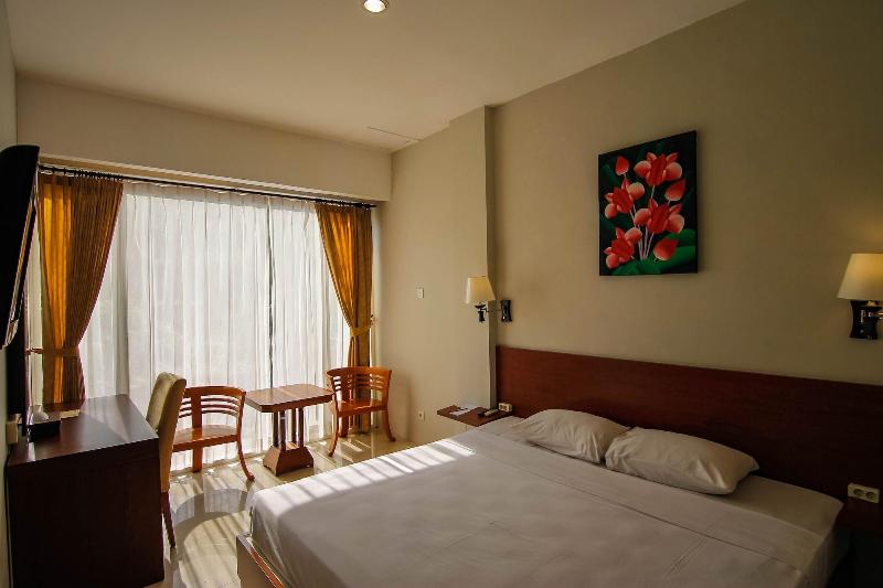 Ubud Hotel & Cottages Malang - Oda