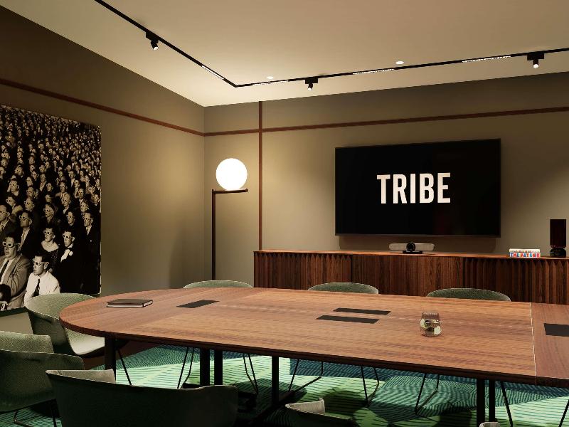 TRIBE Den Haag Centraal - Toplantı