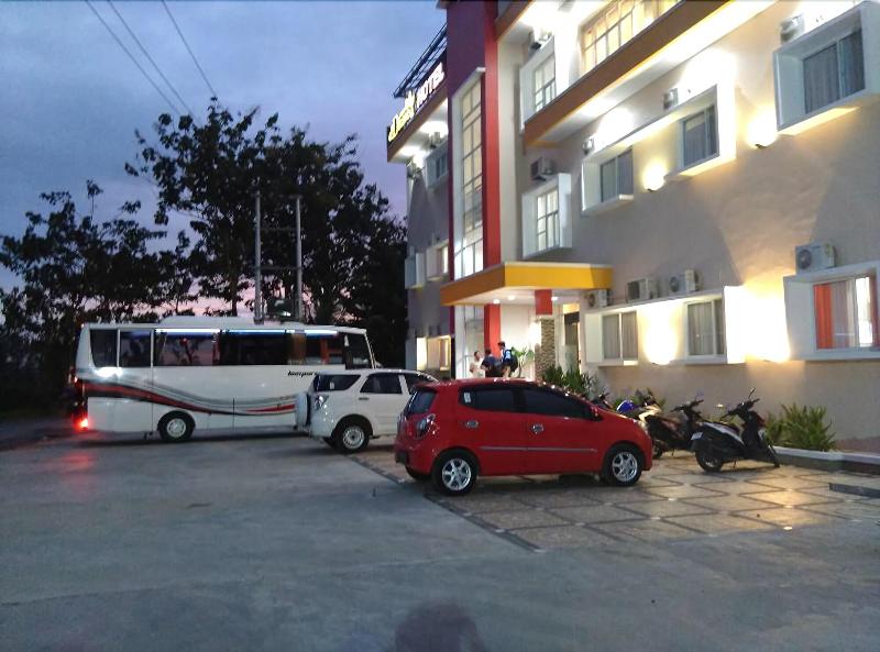 New d Dhave Padang - Genel