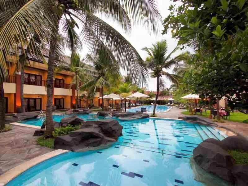 The Arnawa Hotel Pangandaran - Havuz