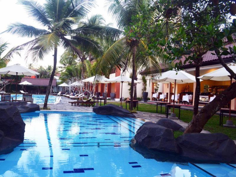 The Arnawa Hotel Pangandaran - Havuz
