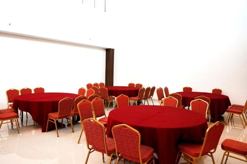 Ameera Hotel Pekanbaru - Toplantı