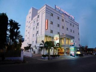 New Hollywood Hotel Pekanbaru otel fotoğrafı