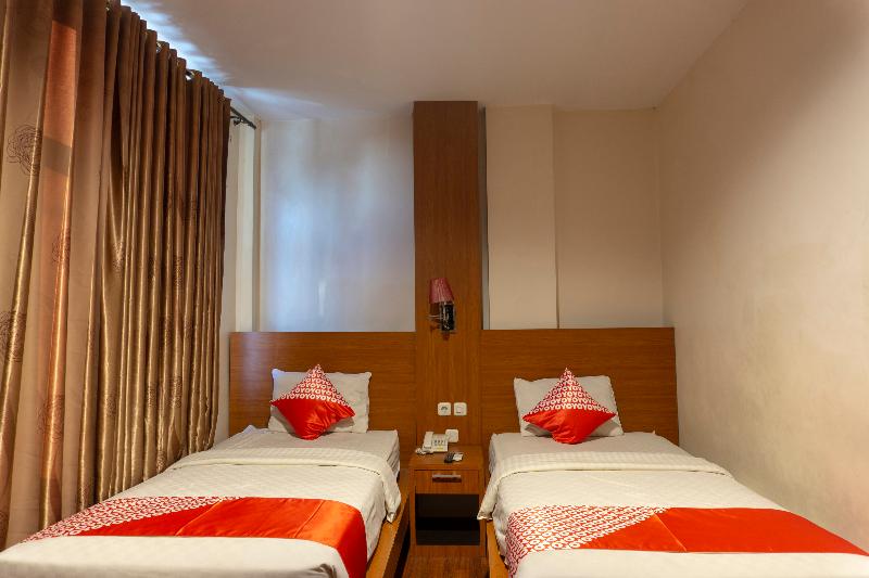 OYO 1161 Stefani City Hotel - Oda