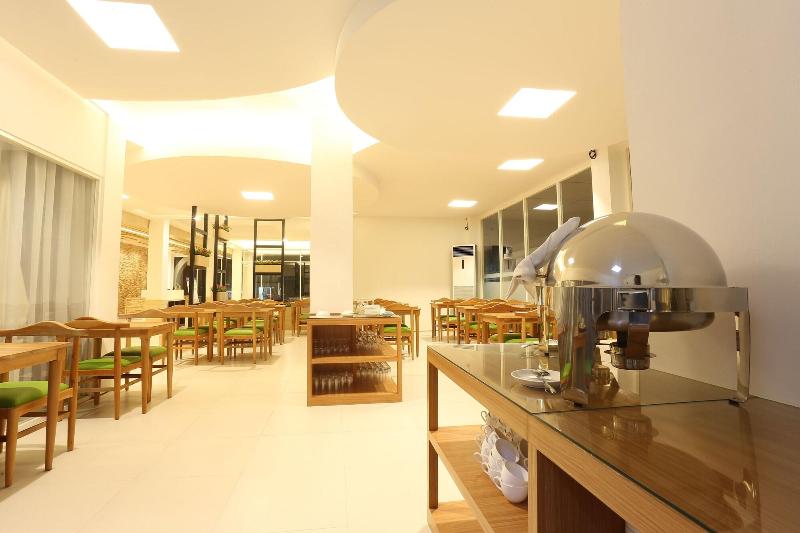 Fovere Palangkaraya - Restoran