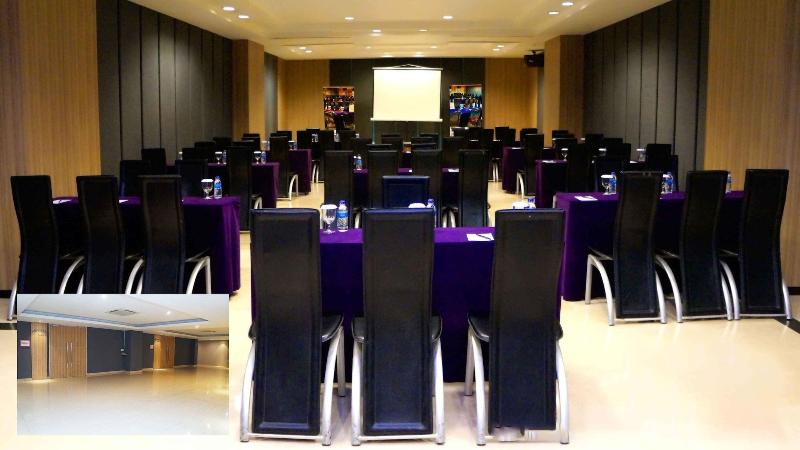 Orchardz Hotel Gajahmada - Toplantı