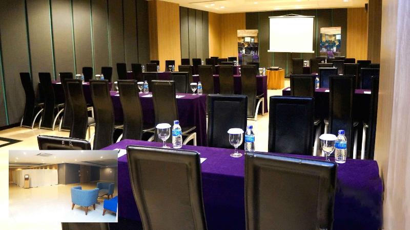 Orchardz Hotel Gajahmada - Toplantı