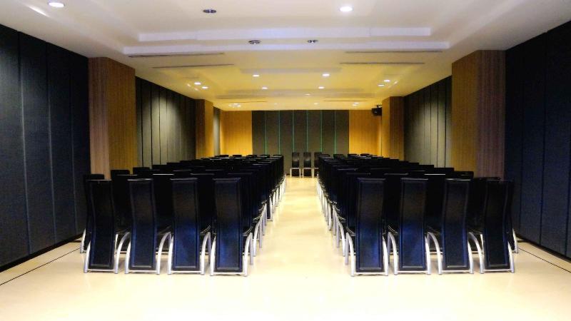 Orchardz Hotel Gajahmada - Toplantı