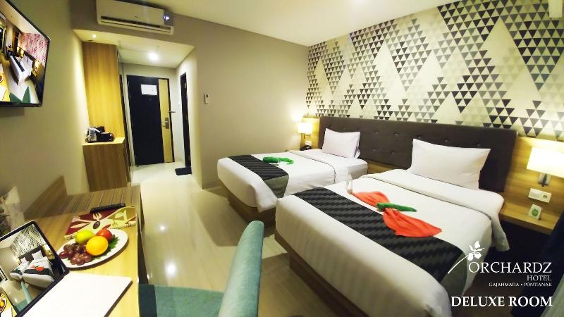 Orchardz Hotel Gajahmada - Genel