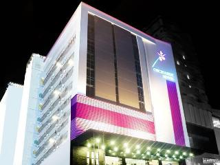 Orchardz Hotel Gajahmada otel fotoğrafı