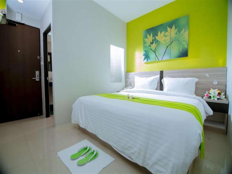 Fresh Hotel Sukabumi - Oda