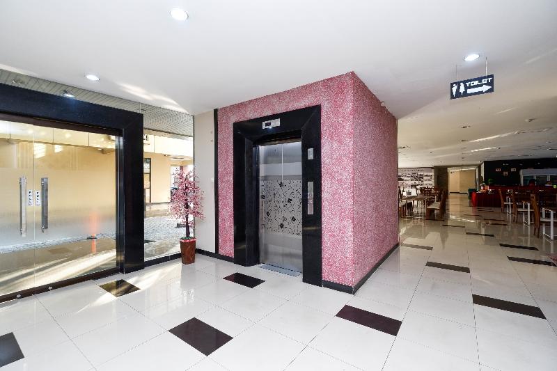 Capital O 1571 Utc Hotel Semarang - Genel