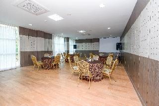 Capital O 1571 Utc Hotel Semarang fotoÄŸrafÄ±