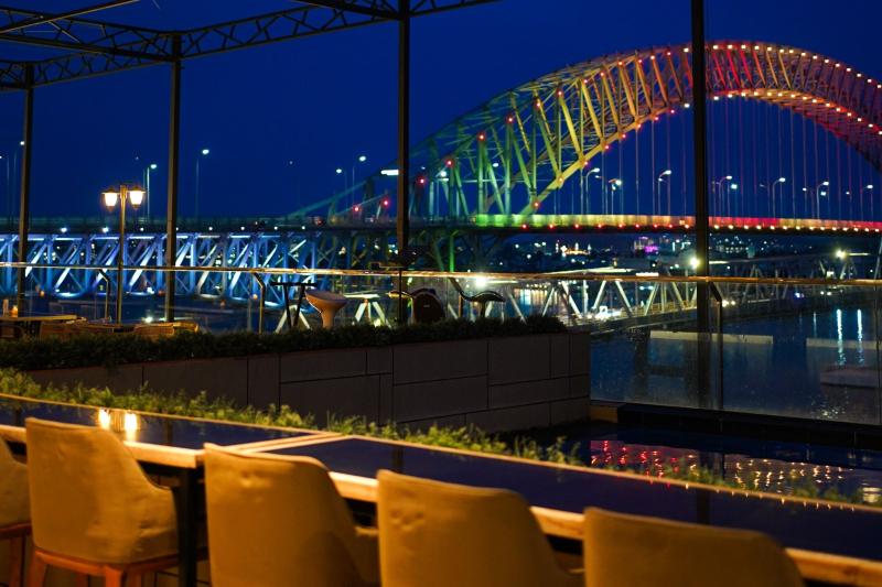 Harris Hotel Samarinda - Bar