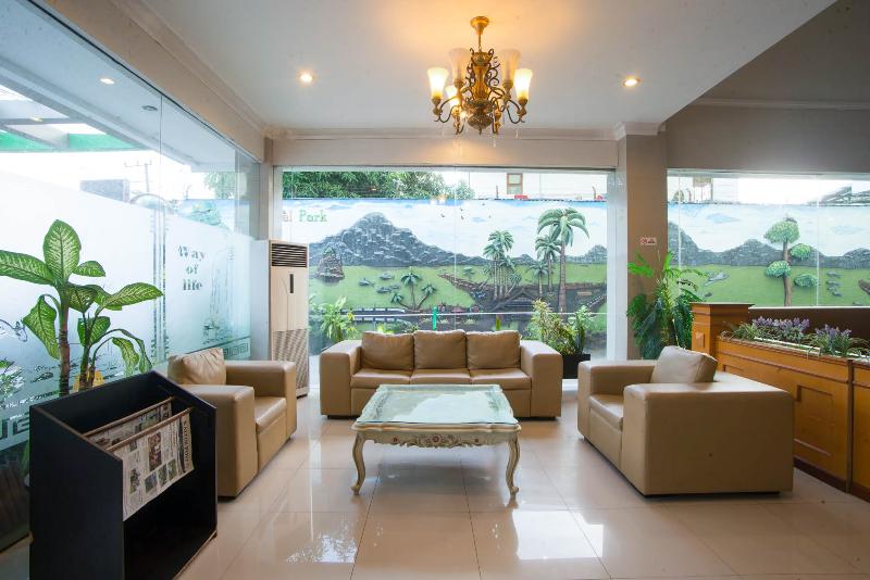 Royal Park Hotel - Lobi
