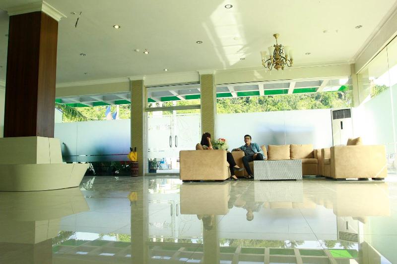 Royal Park Hotel - Lobi