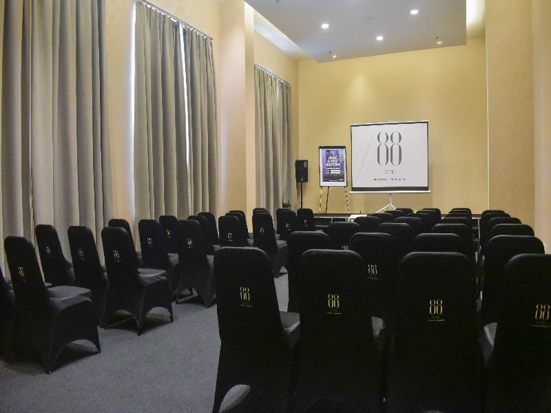 Hotel 88 Kedungsari - Toplantı