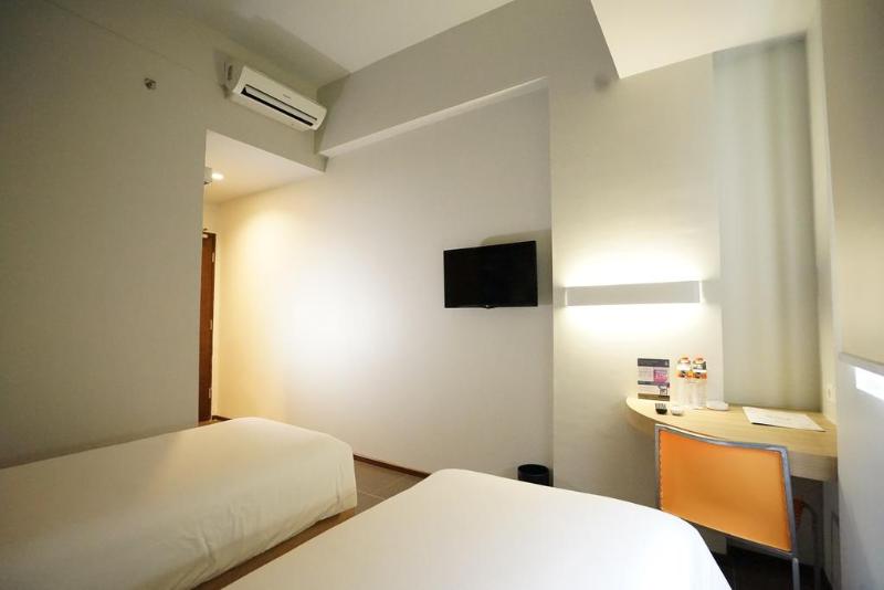 Cleo Hotel Jemursari Surabaya - Oda