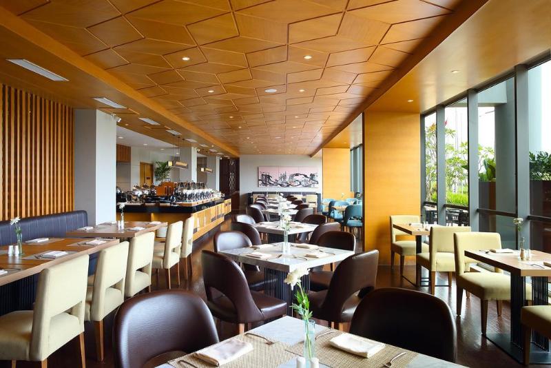 Hotel Santika Premiere ICE BSD City - Restoran