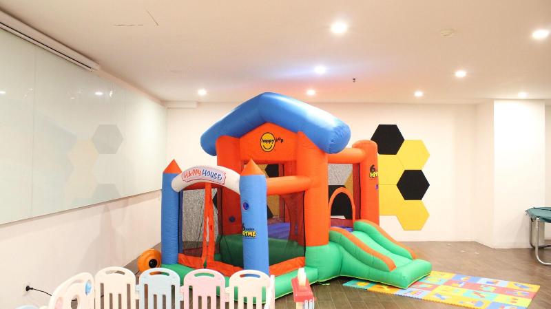 Yellow Bee Hotel Tangerang - Aktivite