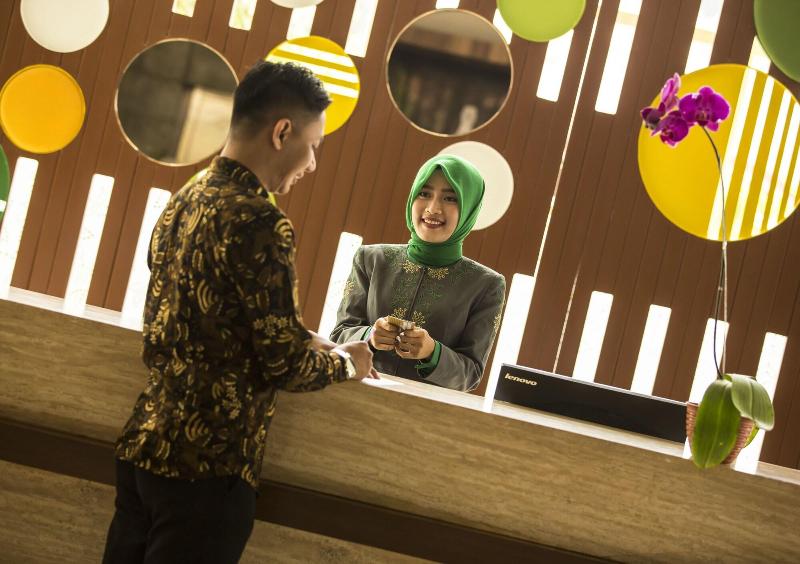 Pesonna Hotel Tegal - Lobi