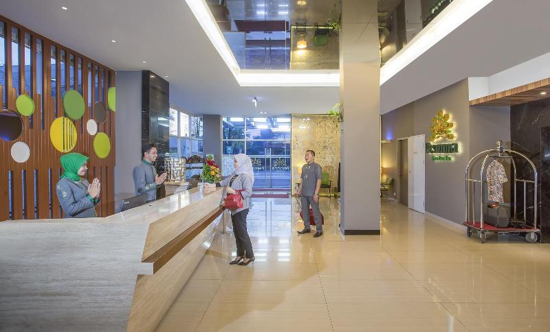 Pesonna Hotel Tegal - Lobi