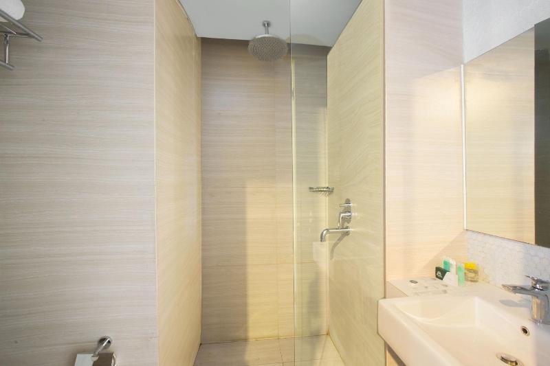 Pesonna Hotel Tegal - Oda