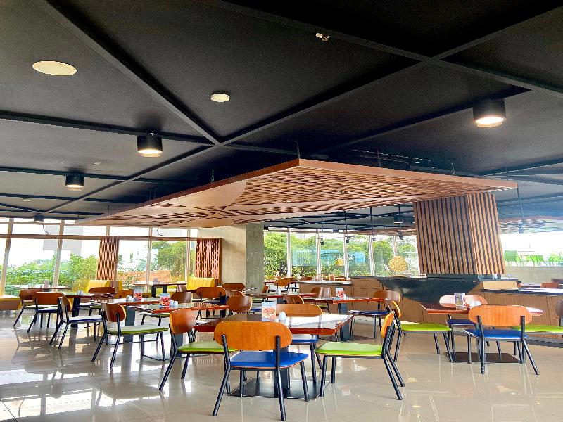 PrimeBiz Hotel Tegal - Bar