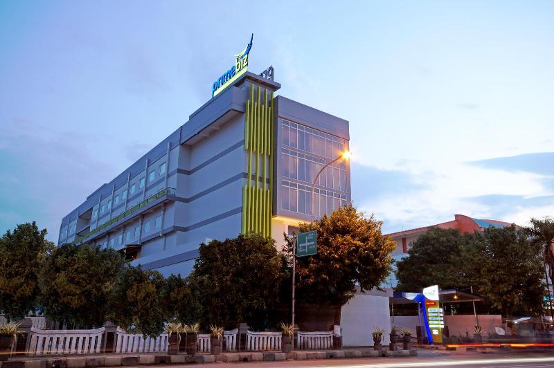 PrimeBiz Hotel Tegal - Genel