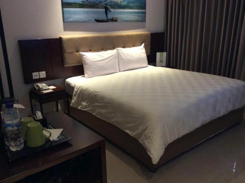 PrimeBiz Hotel Tegal - Oda
