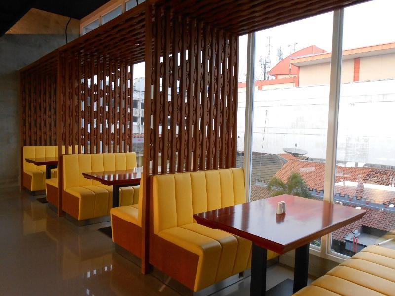 PrimeBiz Hotel Tegal - Oda